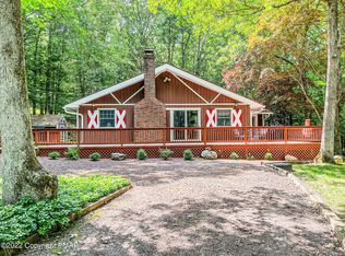 405 Timber Hill Rd, Henryville, PA 18332