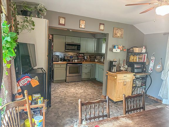 5th image of 209 Tuckmere Dr