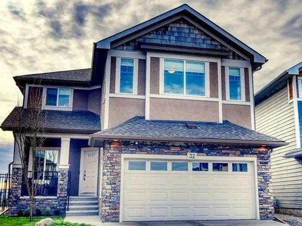32 N Evansborough Hl NW, Calgary, AB T3P 0R3