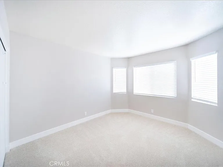 24687 New Haven Dr — Photo 28