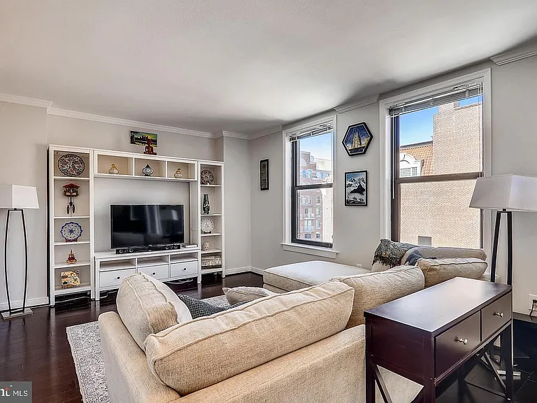 631 D St NW #934 — Photo 4