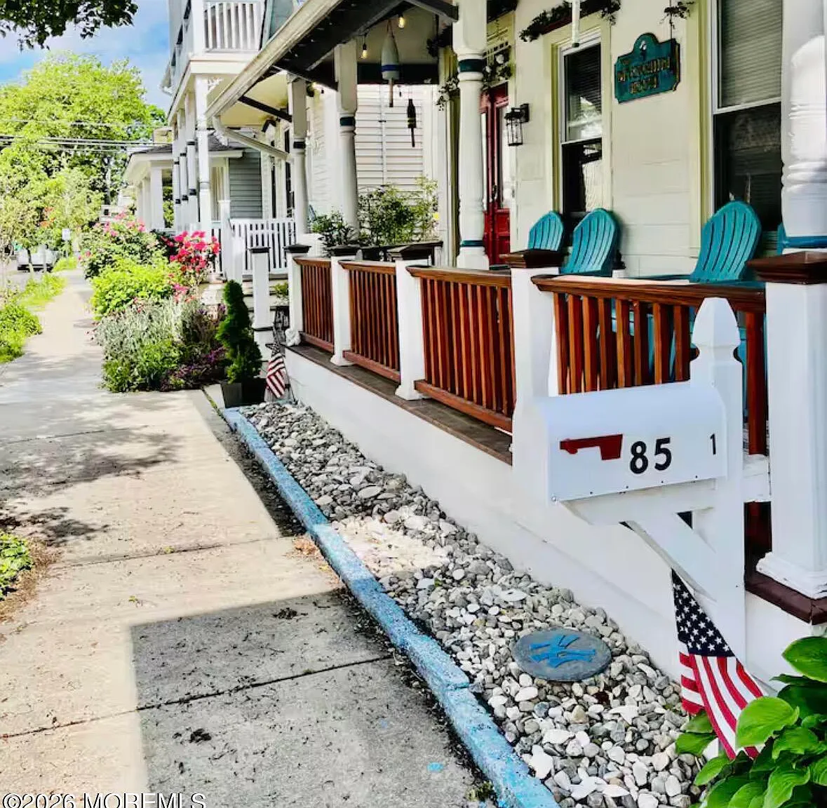 3 bed, 1879 sqft, $2,800 — Photo 3