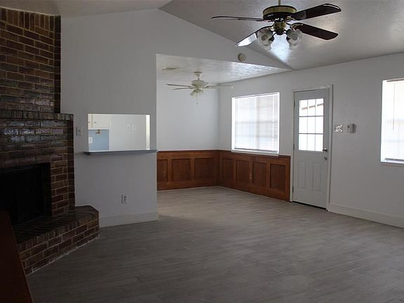 4th image of 2802 Broad Haven Dr