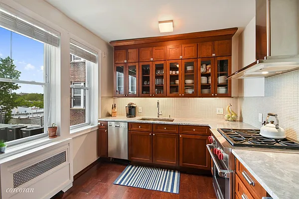 Sold by Corcoran | media 3