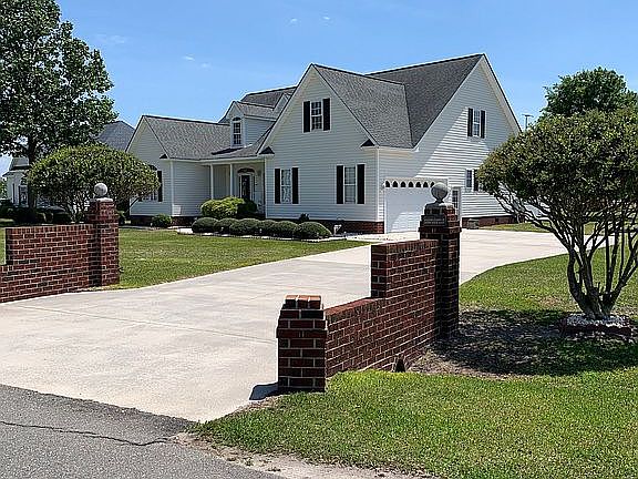 2nd image of 903 Madison Ann Dr
