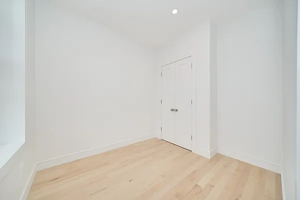 Rented by Living New York | media 8