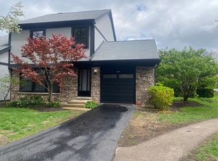 324 Partridge Ln, Wheeling, IL 60090