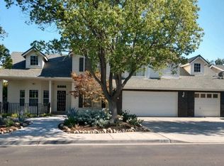 394 Cromwell Ave, Clovis, CA 93611