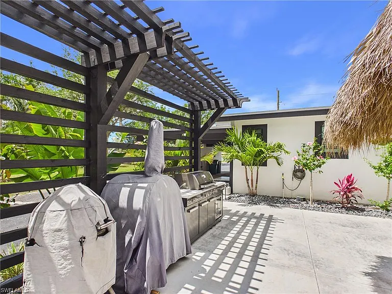 3650 Sunset Blvd — Photo 32