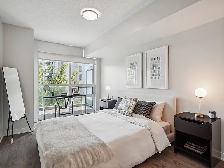 123 Parkway Forest Dr — Photo 8