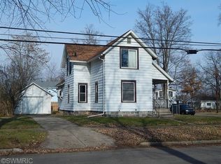 703 Pealer St, Three Rivers, MI 49093