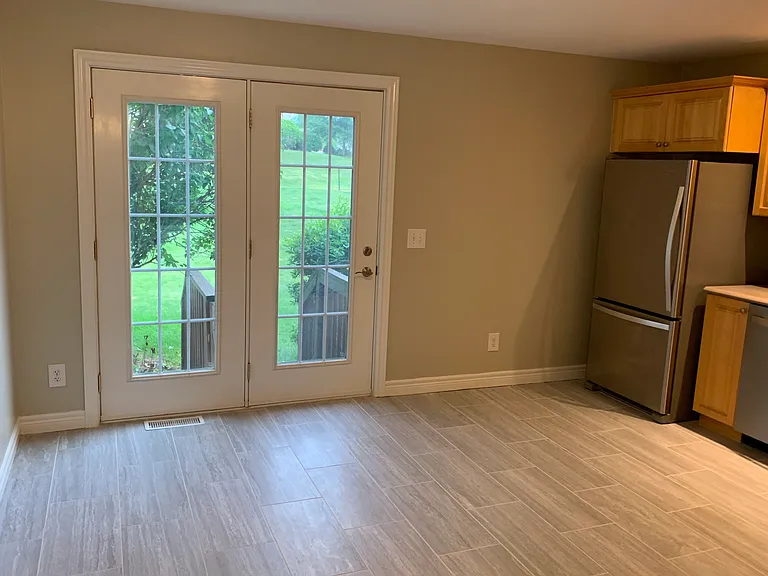 17B Chandler Ct — Photo 2