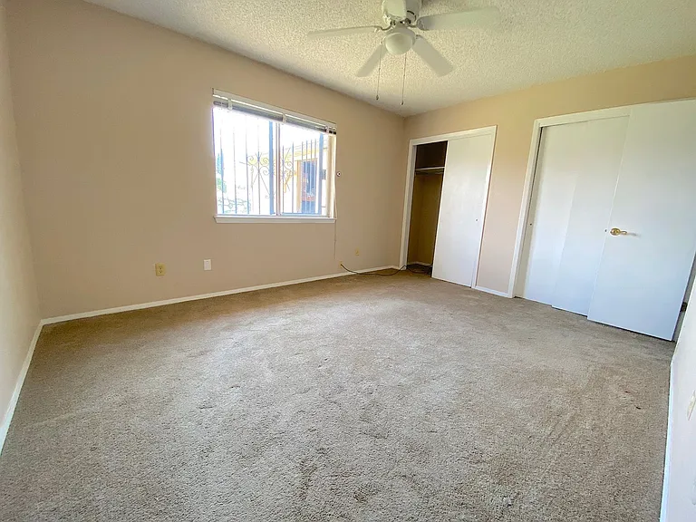 5000 Dearborne Dr — Photo 9