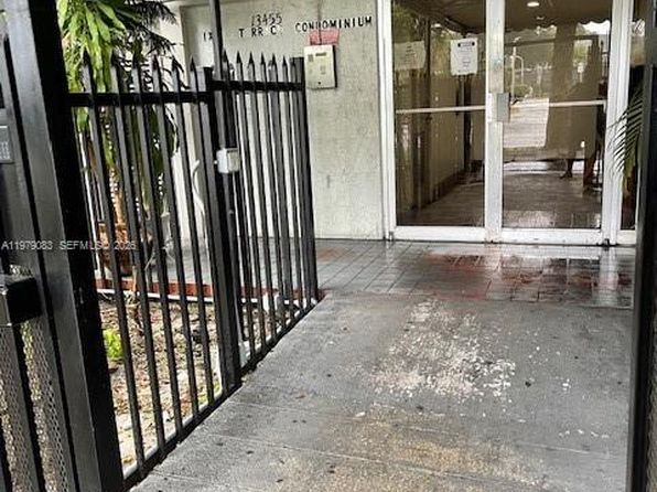 13455 NE 10th Ave APT 405