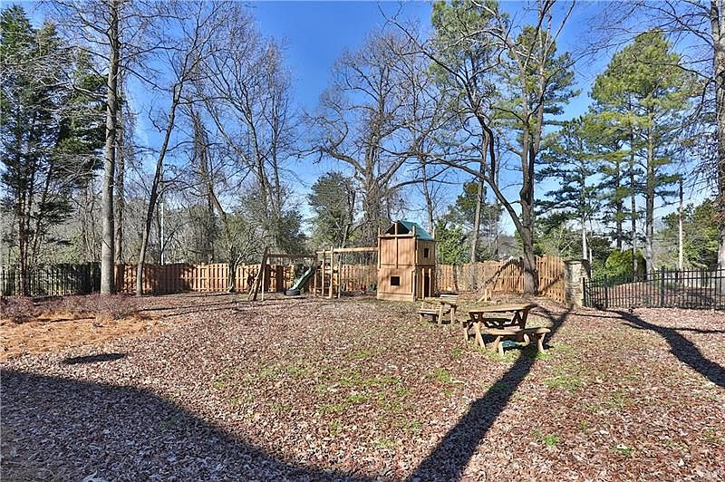 2nd image of 10435 High Falls Cir
