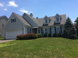 11 Strawberry Hill Rd, Branchburg, NJ 08876