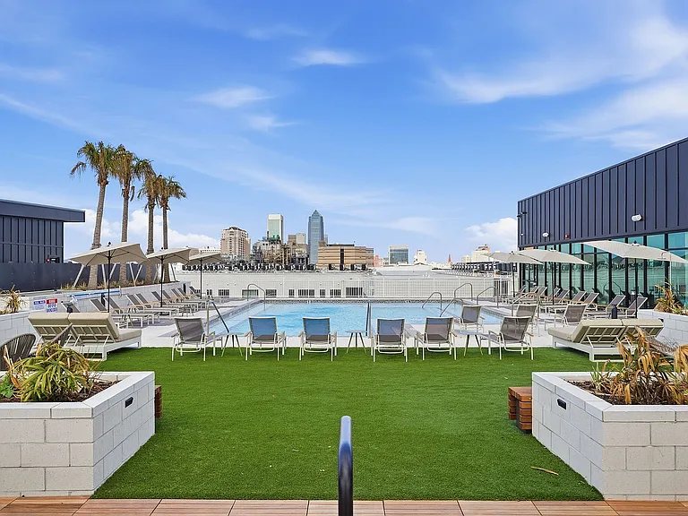 RISE Doro Jacksonville Apartments