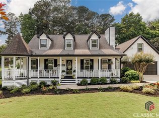 870 Rutherford Dr, Dacula, GA 30019