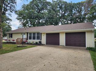 214 Main St E, Geneva, MN 56035