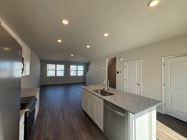 153 Willett Hollow St, Stephens City, VA 22655