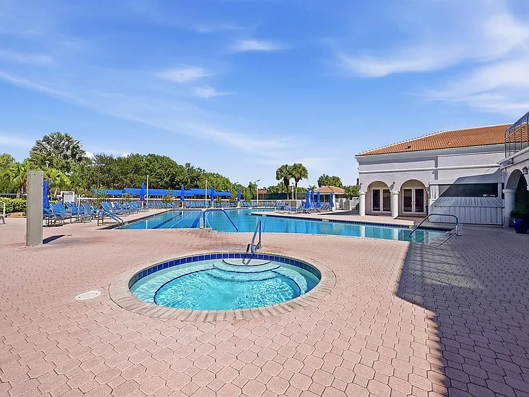 5395 Firenze Dr #K — Photo 33