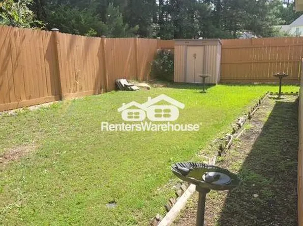 1353 Isleworth Cir, College Park, GA 30349