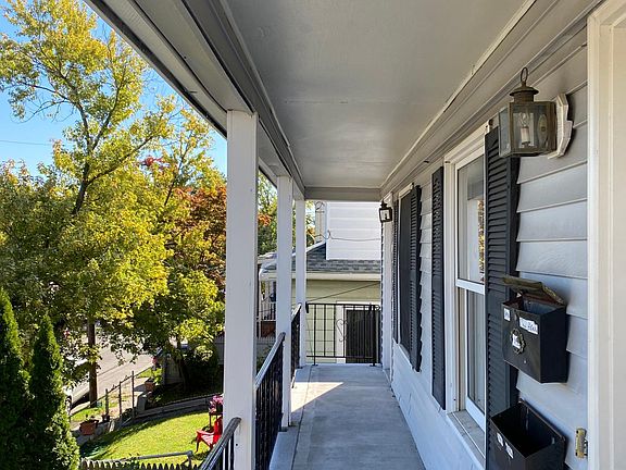 4th image of 148 Hillside Ave APT 1