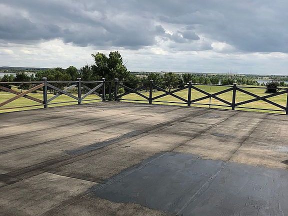 1256 sq ft Party Deck