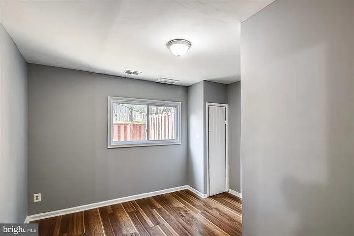324 W Deer Park Rd — Photo 27