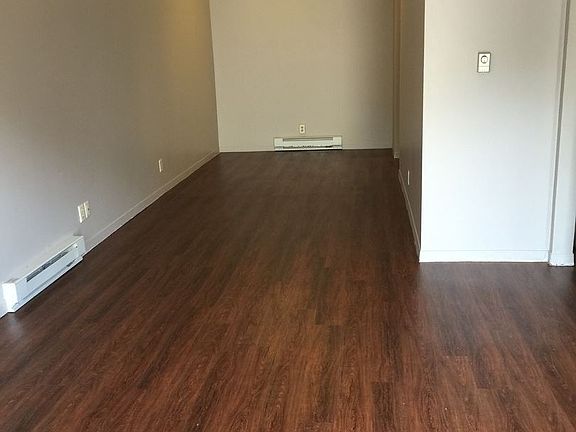 5th image of 1031 Holloway St APT 2