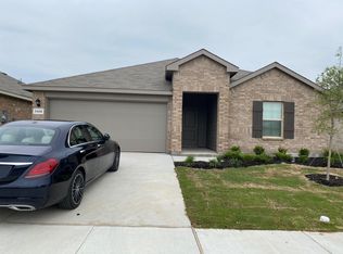 3328 Quiet Valley Rd, Fort Worth, TX 76123