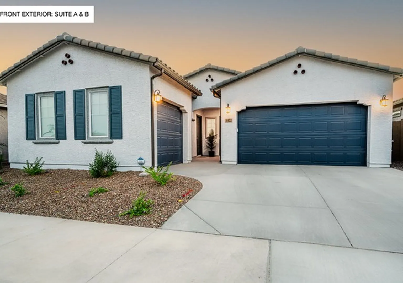 Fully furnished home! 3/2 plus a separate casita! — Photo 1