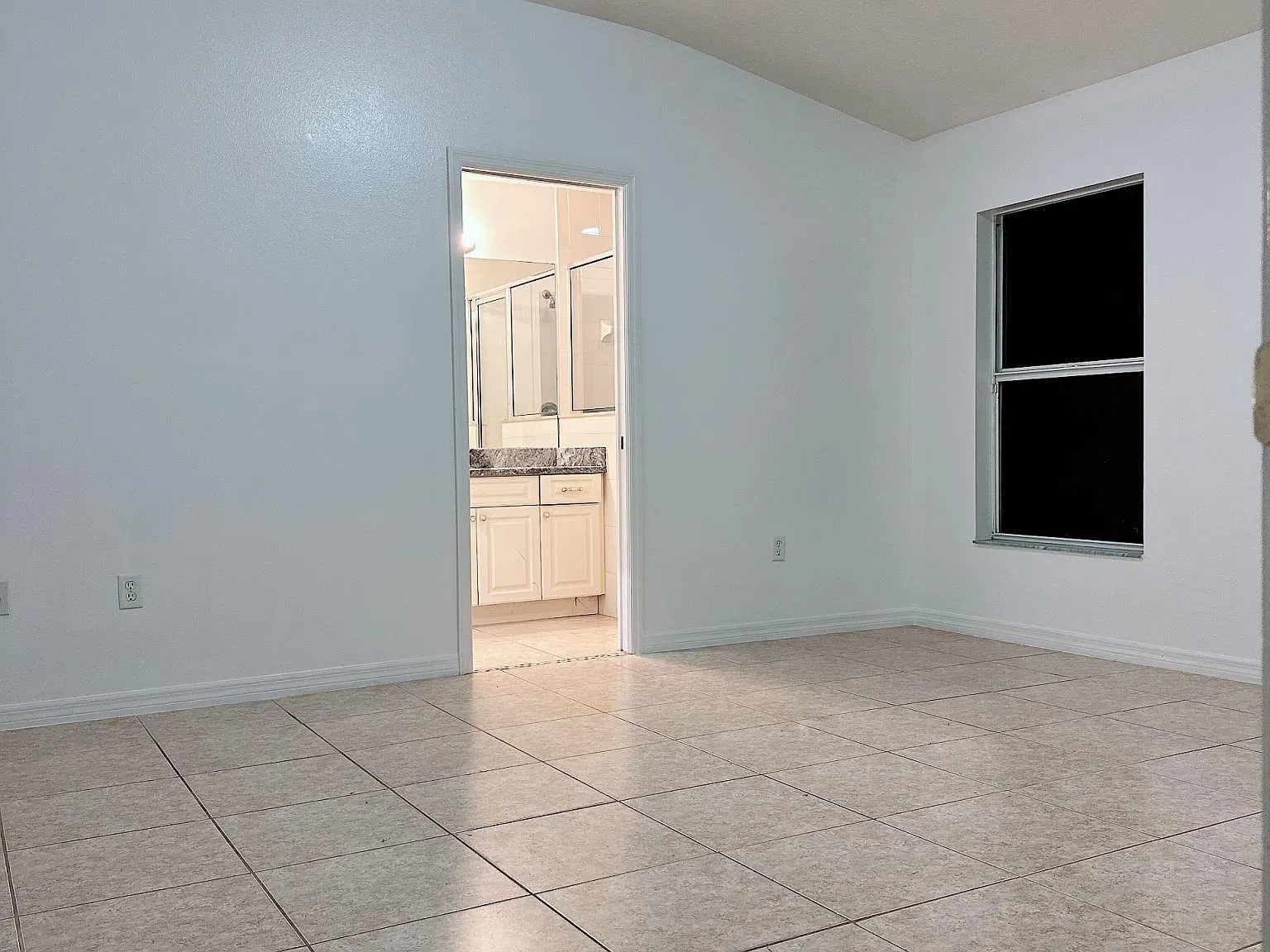 3 bed, 1583 sqft, $2,699 — Photo 3