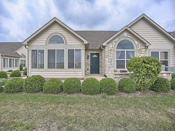2728 J T Coffman Dr, Champaign, IL 61822
