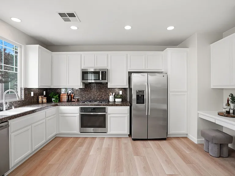 4142 Tobin Cir — Photo 14