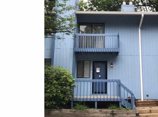 14 Trowbridge Ln, Clementon, NJ 08021