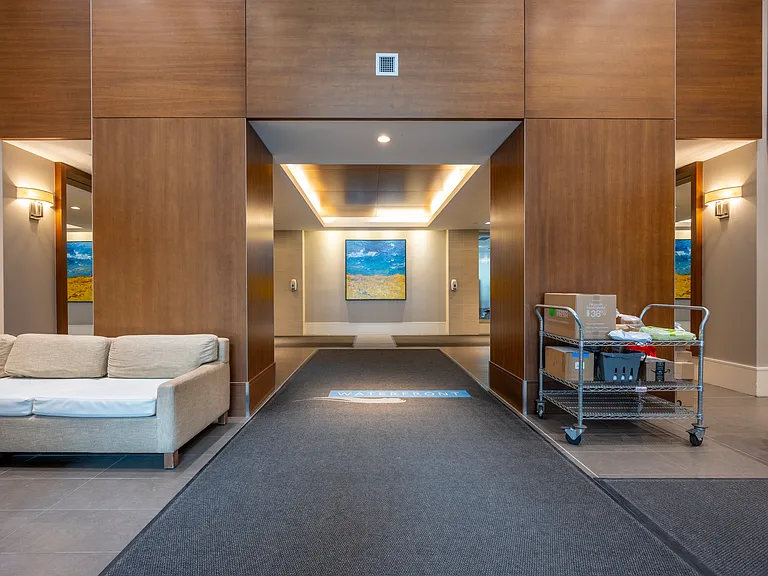 222 S Riverfront Ave SW #251 — Photo 41