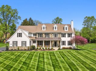 9 Blantyre Cir, Thornton, PA 19373