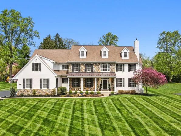 9 Blantyre Cir, Thornton, PA 19373