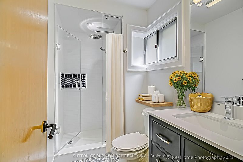 Toronto House for rent - 3 Bedrooms — photo 16