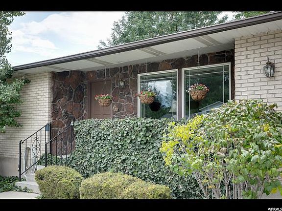 2nd image of 8958 S Damascus Way