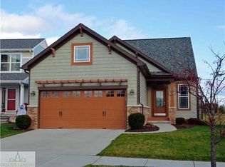 6735 Castleton Dr, Grand Ledge, MI 48837