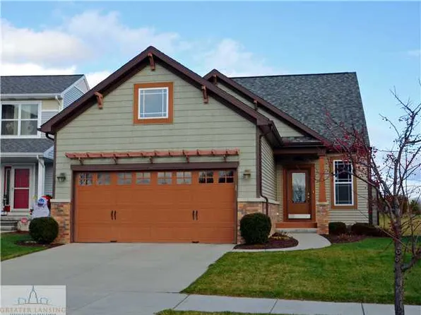 6735 Castleton Dr, Grand Ledge, MI 48837