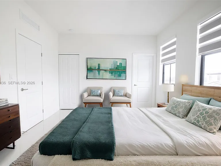 1841 SW 145th Ave — Photo 16