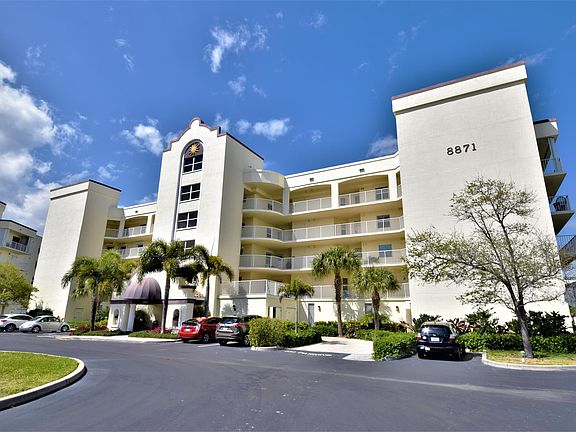 2nd image of 8871 Lake Dr APT 401