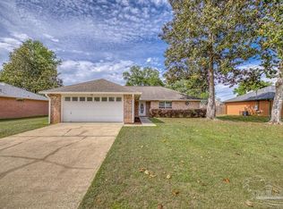 412 Strandview Dr, Pensacola, FL 32534