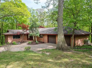 377 Pawnee Dr, West Lafayette, IN 47906