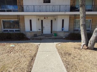 4225 N 91st St #1, Milwaukee, WI 53222
