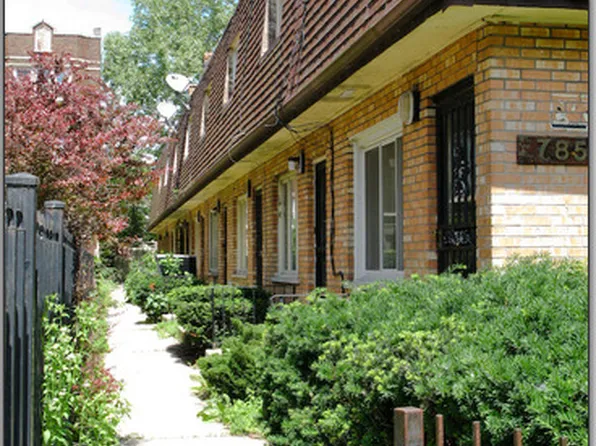 7853 S Coles Ave #I, Chicago, IL 60649