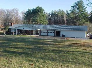 1154 Halls Ridge Rd, Princeton, WV 24739